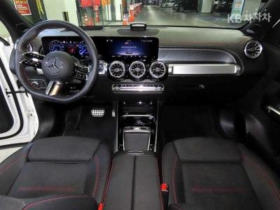 مرسيدس - EQB | 300 4Matic AMG Line 10