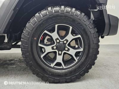 Jeep - Wrangler | 2.0 4 Base 5