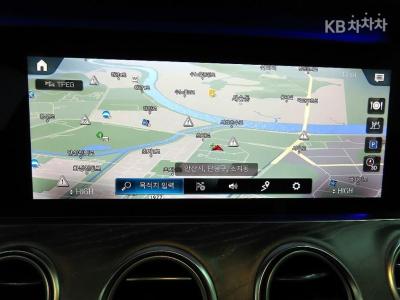 Mercedes-Benz - E-Class | E350 4MATIC Avantgarde 15