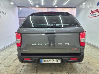 SsangYong - Rexton Sports | The New 2.2 2WD Van 4