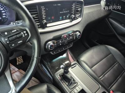 Kia - Соренто | All New Diesel 2.0 2WD Prestige 10