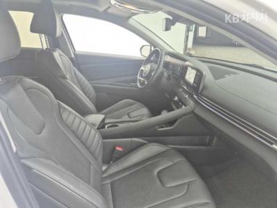 Hyundai - Elantra | All New 1.6 Gasoline Inspiration 6