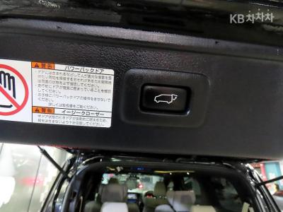 Toyota - Alphard | 2.4 4WD 17