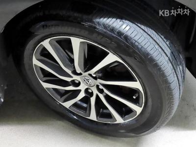 Toyota - Alphard | 2.4 4WD 20