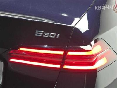 BMW - 5-Series | New 530 xDrive M Sport 8