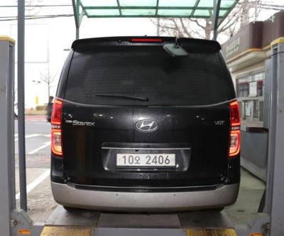 Hyundai - Grand Starex | The New Urban 9Seater 4WD Exclusive 6