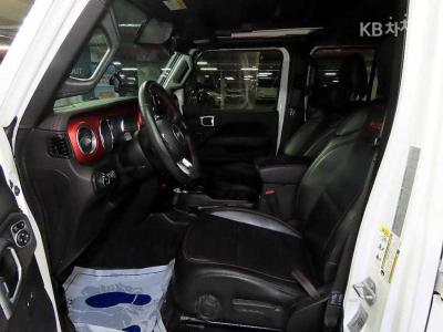 Jeep - Wrangler | 2.0 4 Base 6