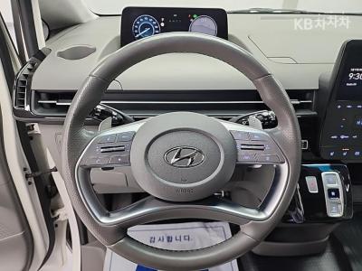 هيونداي - ستاريا | 7Seater 2.2 AWD Inspiration 9
