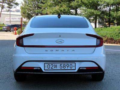 Hyundai - Sonata | 2.0 Premium 4