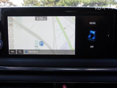 Hyundai - Sonata | 2.0 Premium 14