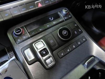 هيونداي - باليسيد | 2.2 Diesel 8Seater Prestige 12