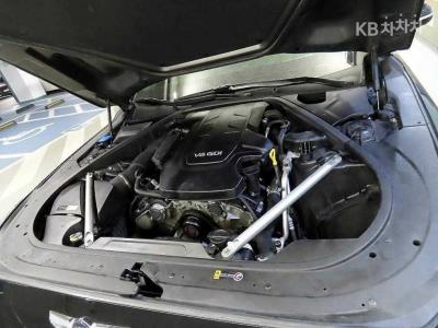 Genesis - EQ900 | 3.8 GDI AWD Premium Luxury 19
