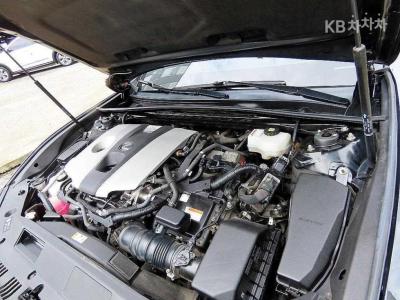 Lexus - ES | New 300 Executive 19
