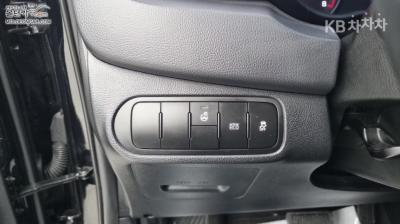 Kia - Carens | The New 2.0 LPI 7Seater Prestige 15