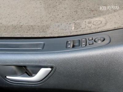 Hyundai - Стария | 3.5 LPG Tourer 11 Modern 12