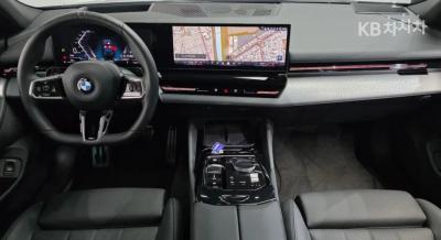 بي إم دبليو - 5-Series | New 520 M Sport 7