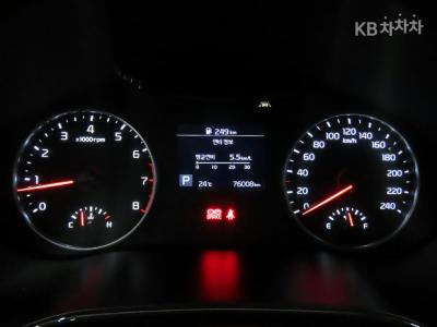 Kia - Seltos | 1.6 Gasoline Turbo 2WD Signature 7