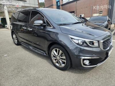 Kia - Carnival | All New 9Seater 2.2 Diesel Noblesse 2