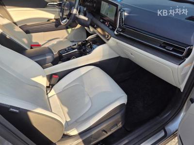 Kia - Sportage | The All New Hybrid 1.6 Turbo HEV Signature Gravity 8