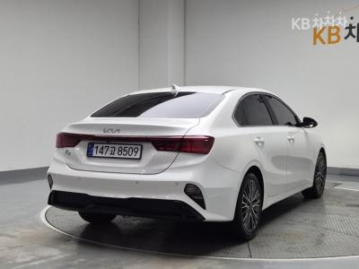 كيا - K3 | The New 1.6 Gasoline Noblesse 3