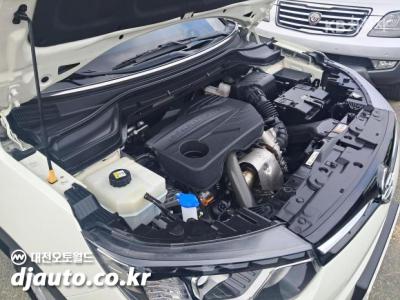 SsangYong - Tivoli | Very New Gasoline V3 2WD Base 16
