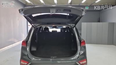 Hyundai - Санта Фе | TM Diesel 2.0 2WD Exclusive Special 18