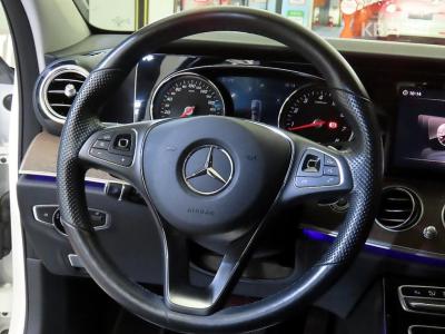 Mercedes-Benz - E-Class | E300 4Matic Exclusive 8