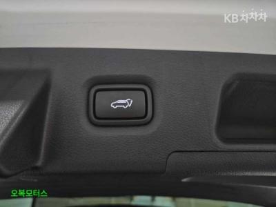 Hyundai - Санта Фе | The New TM Diesel 2.2 2WD Prestige 9