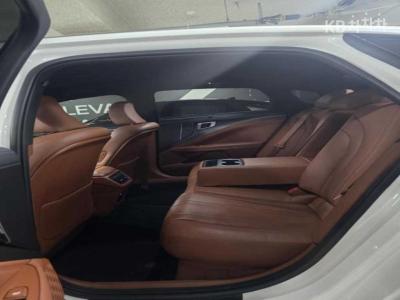 كيا - K8 | The New 2.5 Gasoline Noblesse 9