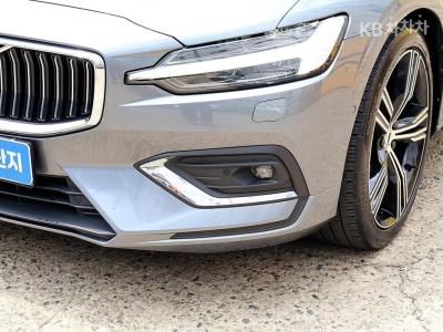 Volvo - S60 | 3Gen 2.0 B5 Inscription 16
