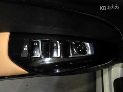 Kia - K5 | 3Gen 2.0 Gasoline Noblesse 13