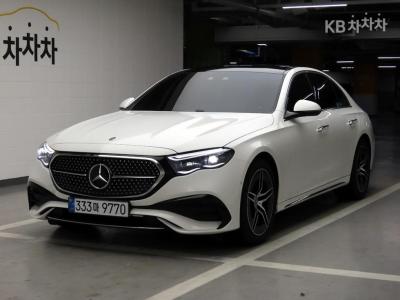 Mercedes-Benz - E-Class | E300 4MATIC Exclusive 2