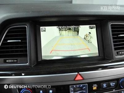 Genesis - G80 | 2.2 AWD Luxury 15