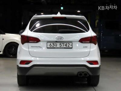 Hyundai - Santa Fe | The Prime Diesel R2.0 2WD 5Seater Premium 3