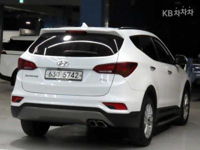 Hyundai - Santa Fe | The Prime Diesel R2.0 2WD 5Seater Premium 4