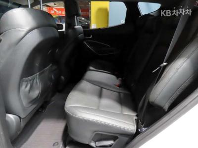 Hyundai - Santa Fe | The Prime Diesel R2.0 2WD 5Seater Premium 7