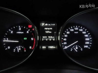 Hyundai - Santa Fe | The Prime Diesel R2.0 2WD 5Seater Premium 9