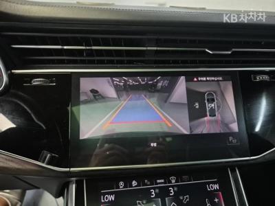 Audi - Q8 | 3.0 45 TDI Quattro Premium 15