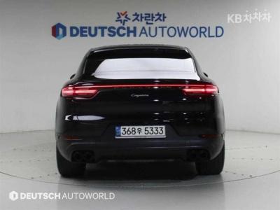 Porsche - Cayenne | 3.0 E-Hybrid Coupe Base 4