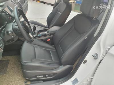 هيونداي - i40 | The New Saloon 1.7 VGT Premium 4