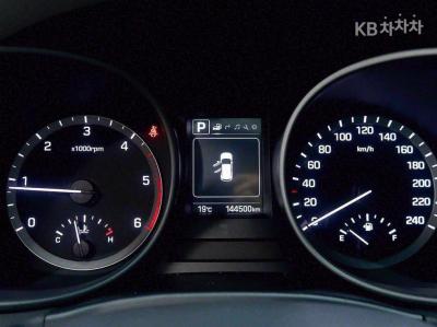 Hyundai - Santa Fe | The Prime Diesel R2.0 2WD 5Seater Premium 6