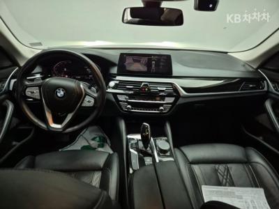 بي إم دبليو - 5-Series | New 520 Luxury Plus F10 (14~) 7