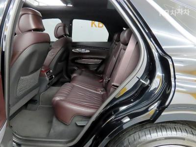 Genesis - GV70 | Gasoline 2.5T AWD 6