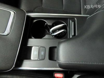 Hyundai - Grandeur | The New 3.3 Premium 16