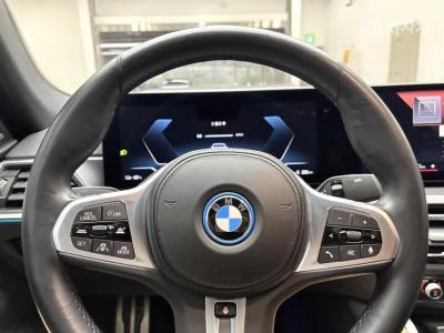 BMW - i4 | eDrive40 M Sport Pro 12