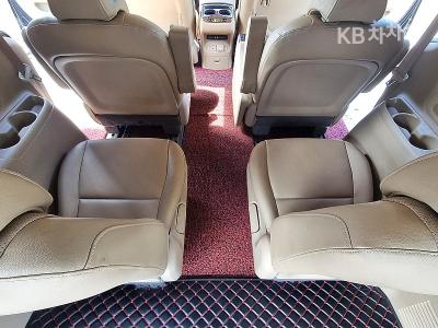 Kia - Carnival | All New 9Seater 2.2 Diesel Prestige 18