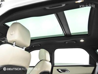 Land Rover - Рендж Ровер Велар | 2.0 D240 R-Dynamic SE 18