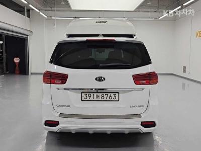 Kia - Карнивал | The New 7Seater 2.2 Diesel 3