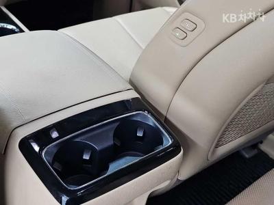 Kia - Карнивал | The New 7Seater 2.2 Diesel 14