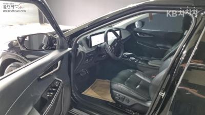 كيا - EV6 | 2WD 9